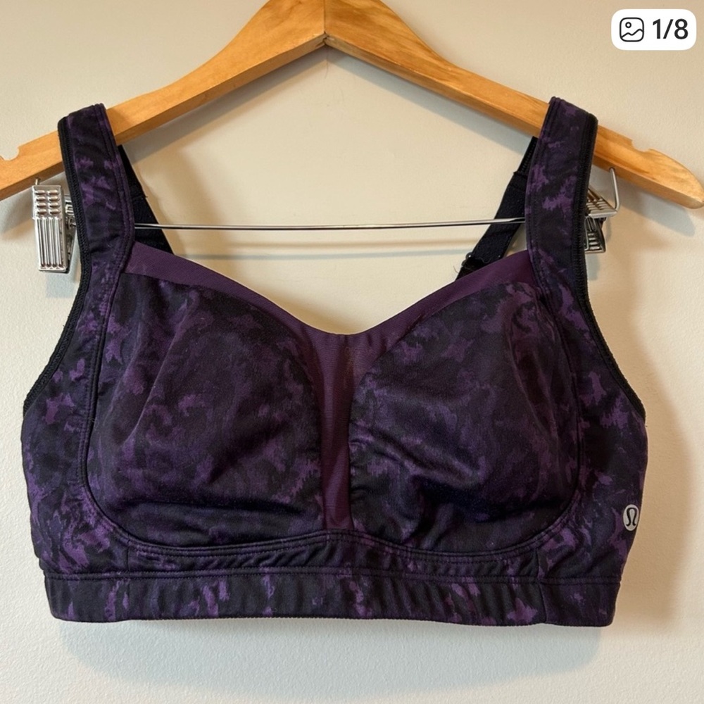 Lululemon Ta Ta Tamer Bra 36 D fits small 36 C possibly GUC